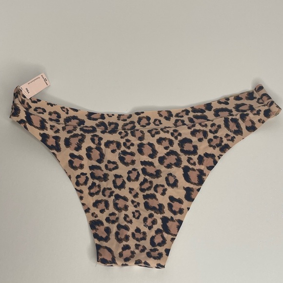 NWT Victoria’s Secret Underwear Bundle - Picture 4 of 10